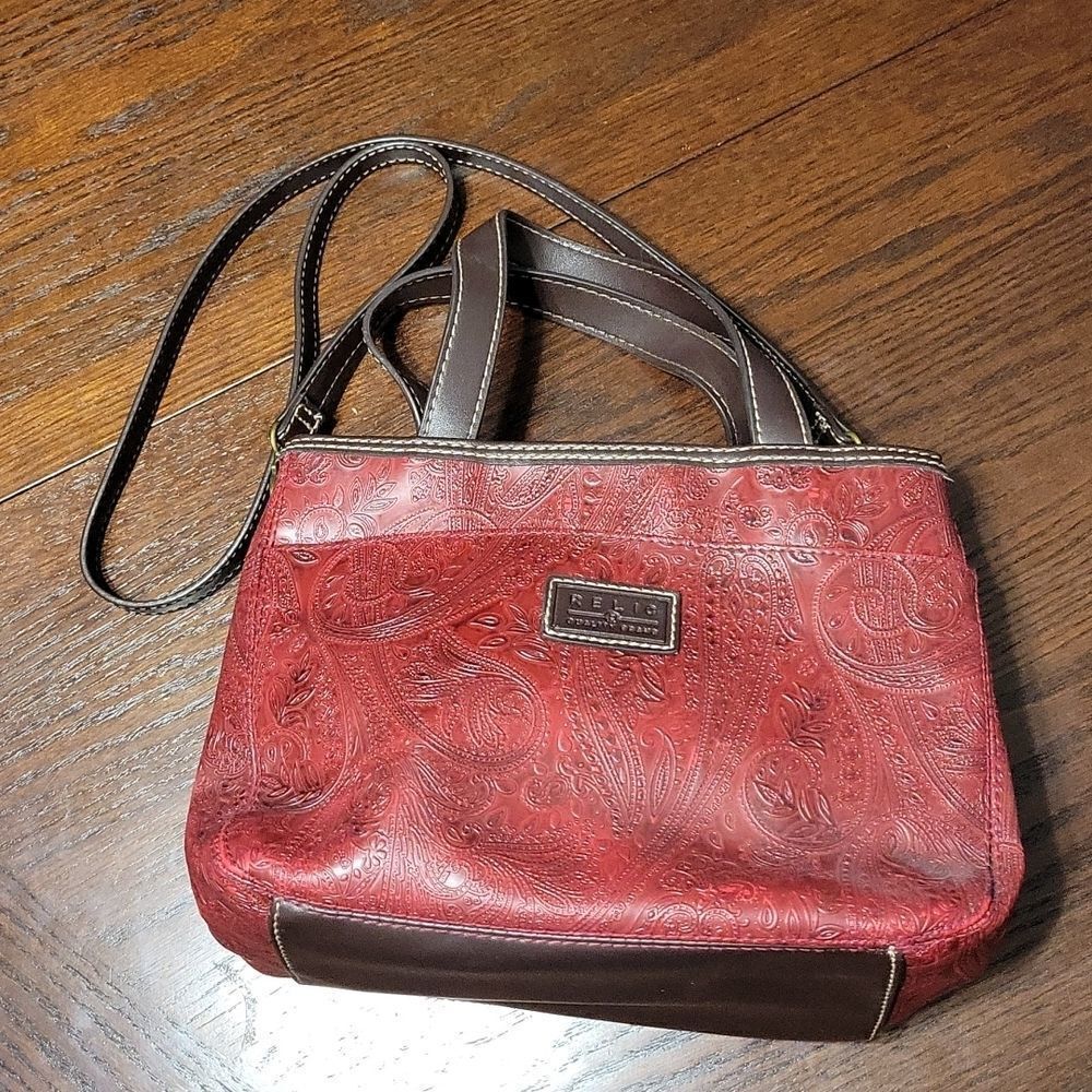 Relic red paisley pattern purse